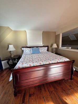 5 quartos, ferros/tábuas de passar roupa, acesso à internet