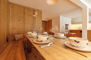 Dining - NEW! Du Glacier Residence B2 (Saas-Fee)