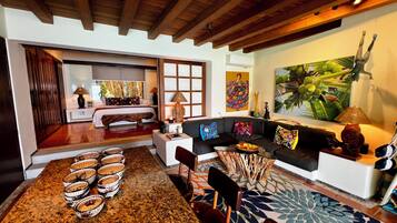 Condo, 1 Bedroom, Accessible, Patio | Living room