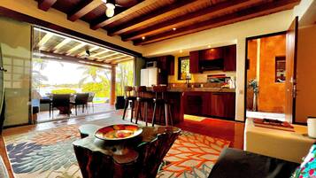 Condo, 1 Bedroom, Accessible, Patio | Living room