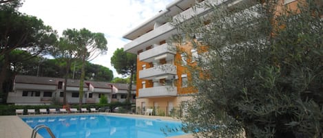 Appartement, 1 chambre, terrasse, vue sur le jardin | Piscine | Piscine extérieure