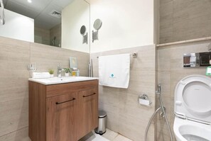 Appartamento, balcone | Bagno