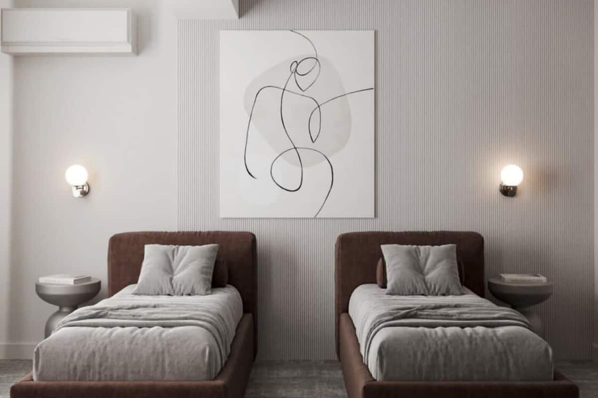 Habitación clásica doble | Caja fuerte, escritorio, sistema de insonorización