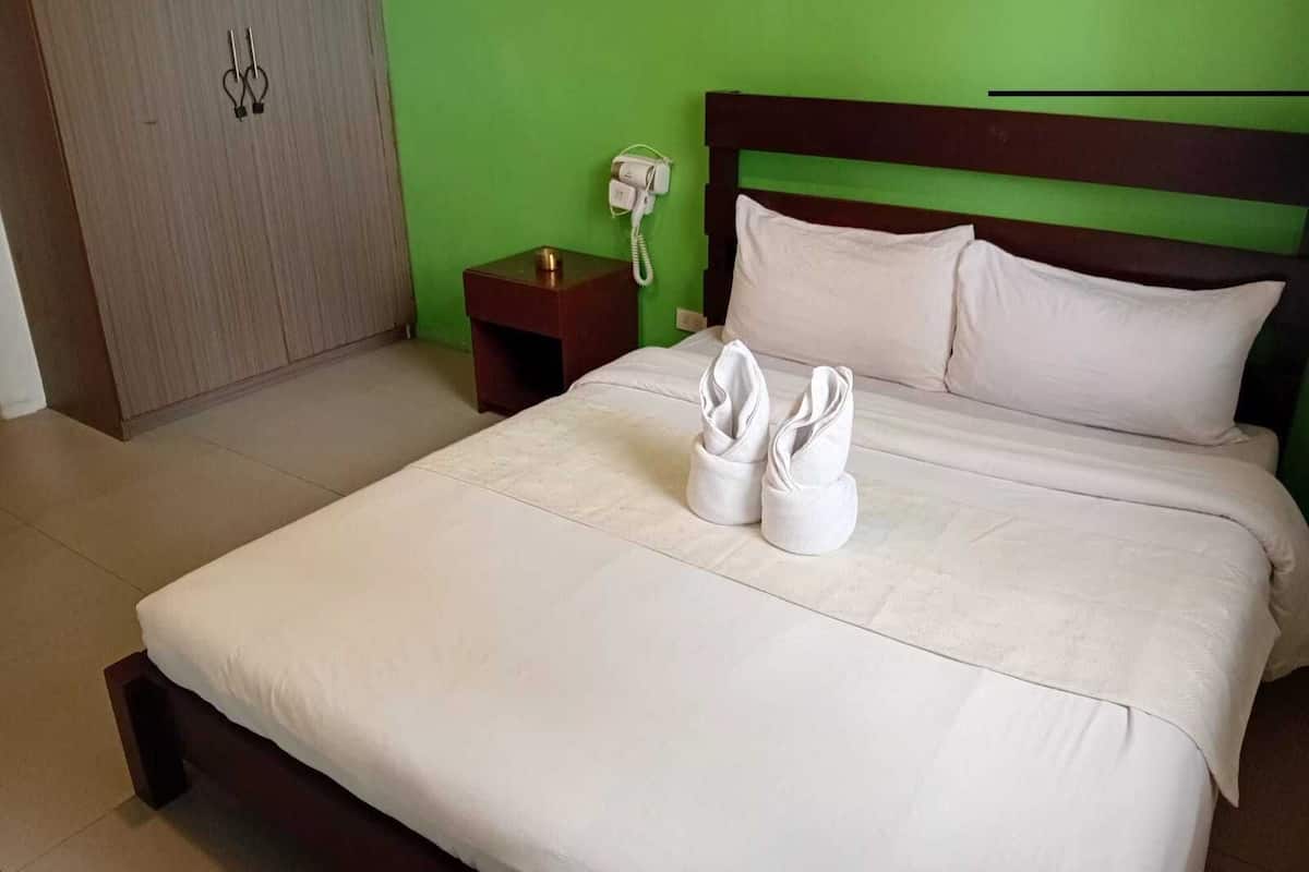 Chambre Double Deluxe | Wi-Fi gratuit, draps fournis