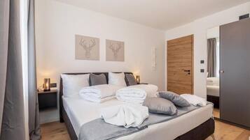 In-room safe, blackout curtains, iron/ironing board, free WiFi