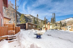 Apartment (2 Bedrooms) | Interior - Newly Renovated, Modern Mtn Getaway: Pets Welcome! (Vail)