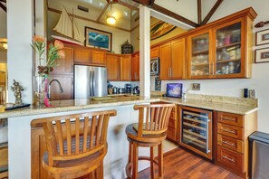 Interior - Lush Outdoor Space & Epic Views! Kailua-kona Home (Kailua-Kona)