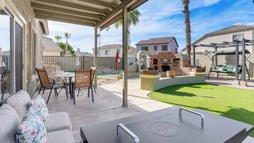 House (3 Bedrooms) | Front of property
