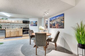 Interior - Cozy Boulder Basement Unit: Upscale Outdoor Space! (Boulder)