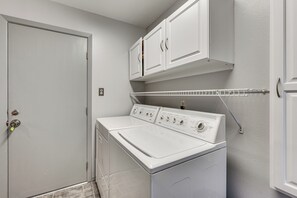 Interior - Cozy Boulder Basement Unit: Upscale Outdoor Space! (Boulder)