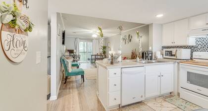 7 Mi to Downtown Fun! Spacious Augusta Condo