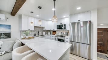 Apartment (1 Bedroom) | Bahagian dalam