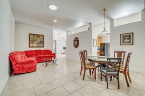 House (3 Bedrooms) | Interior - 9 Mi to WEC & Dtwn Ocala! Family Haven w/ Patio (Ocala)
