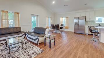 Apartment (3 Bedrooms) | Interior