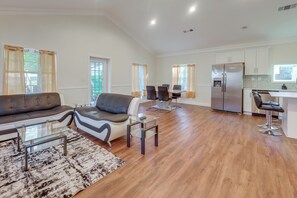 Apartment (3 Bedrooms) | Interior - Walk to Avondale Eats & Brews: Urban Getaway (Birmingham)