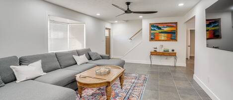 House (3 Bedrooms) | Front of property