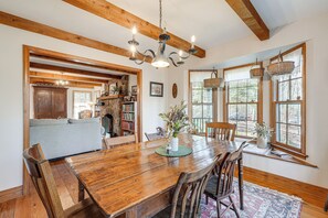 Interior - Vintage Home Nestled in the Woods of Smoky Mtns (Marble)