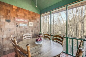 Interior - Vintage Home Nestled in the Woods of Smoky Mtns (Marble)