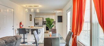 Family Home in Mountain Inn, 2 Mi to Main St!