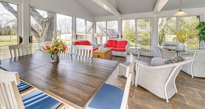 Bourbon Country Escape! Spacious Home w/ Fire Pit