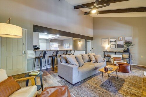 Luxe White Mountain Condo: Addt'l Rental On-site