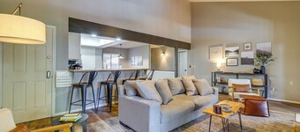 Luxe White Mountain Condo: Addt'l Rental On-site