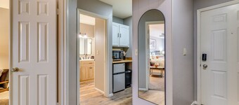 White Mountains Adventure Base: Hike, Ski, Golf!