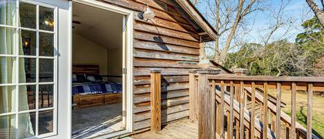 Apartment (1 Bedroom) | Interior