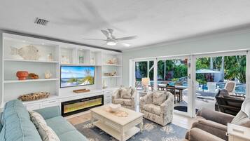 House, 3 Bedrooms | Living area