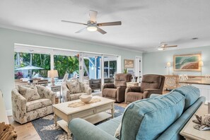 House, 3 Bedrooms | Living area - Palms By The Bay 3 Bedroom Home (Holmes Beach)