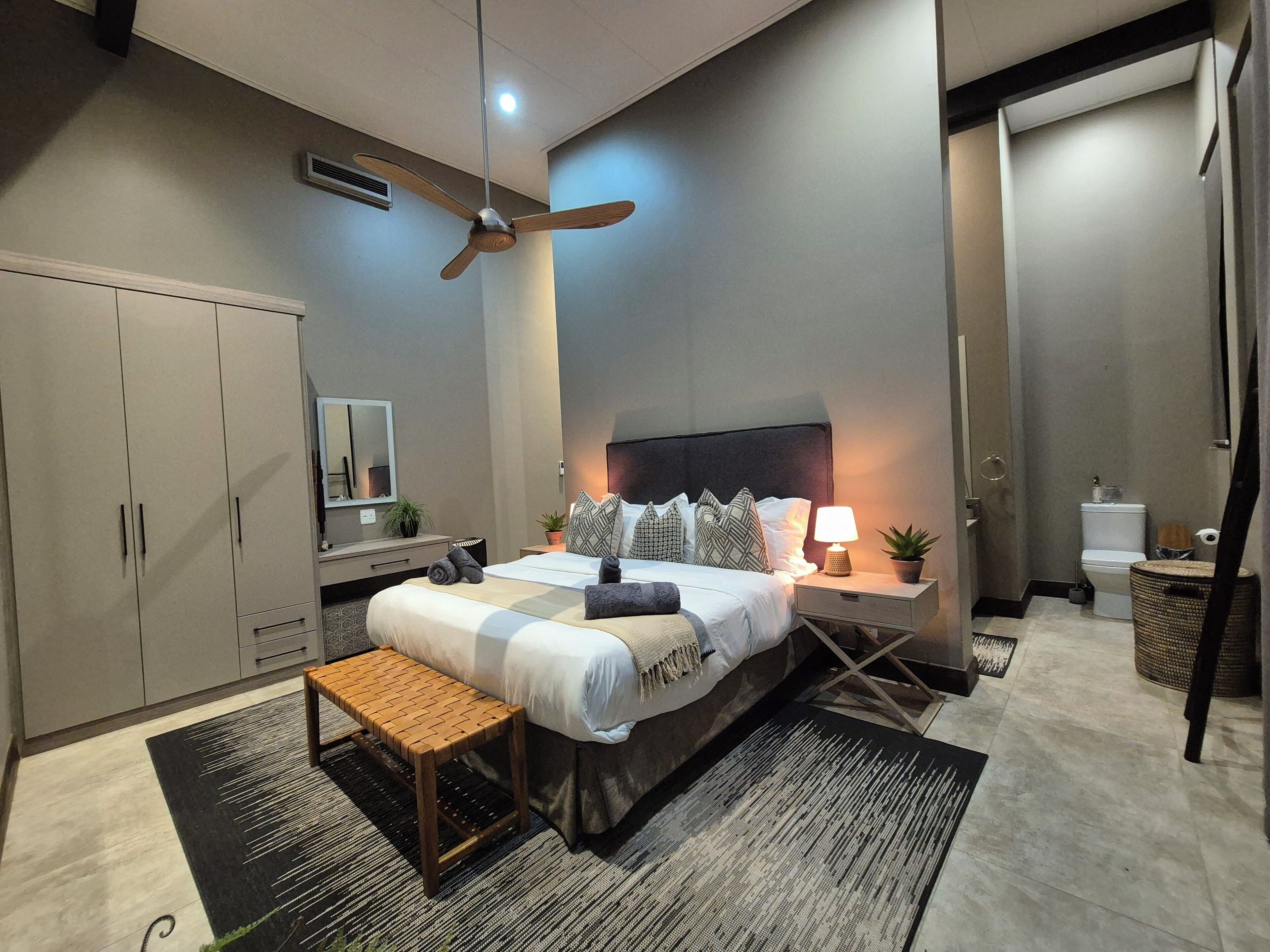 Superior House, Mountain View