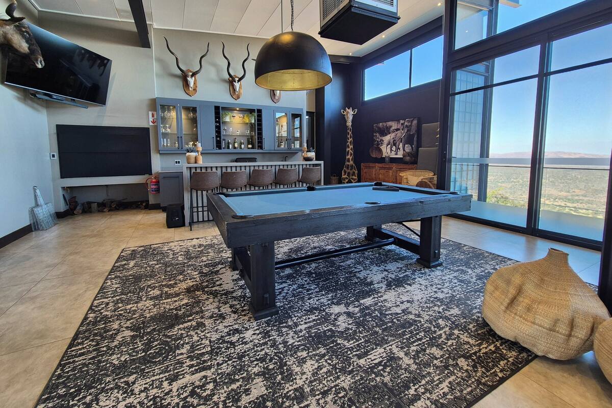 Superior House, Mountain View | Living area