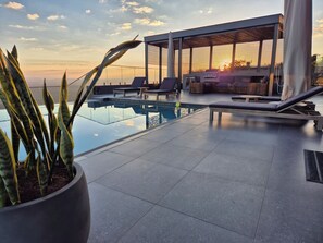 Unclassified image, 4 of 63, button - Vula Valla Game and Safaris  (Bela Bela)