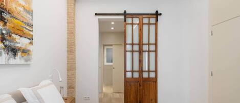 Bügeleisen/Bügelbrett, WLAN, Bettwäsche