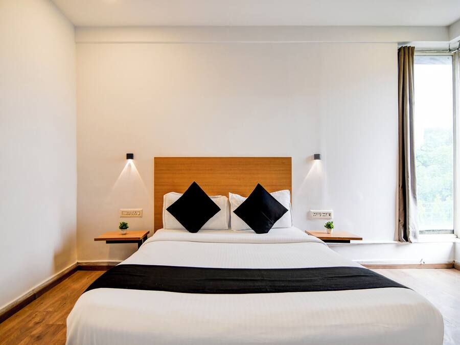 In-room safe, desk, laptop workspace, blackout drapes