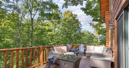 POWDER DREAMS !! 4 BEDROOM SKI-IN SKI-OUT CABIN AT BOYNE MOUNTAIN