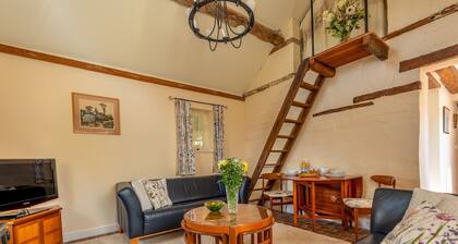Semi-rural retreat close to Shrewsbury and Telford.