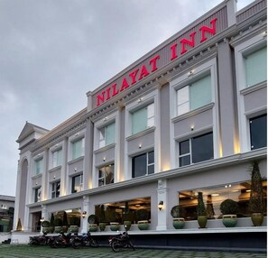 Front of property - NILAYAT INN (Thrissur)