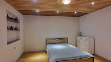 Internet, bed sheets