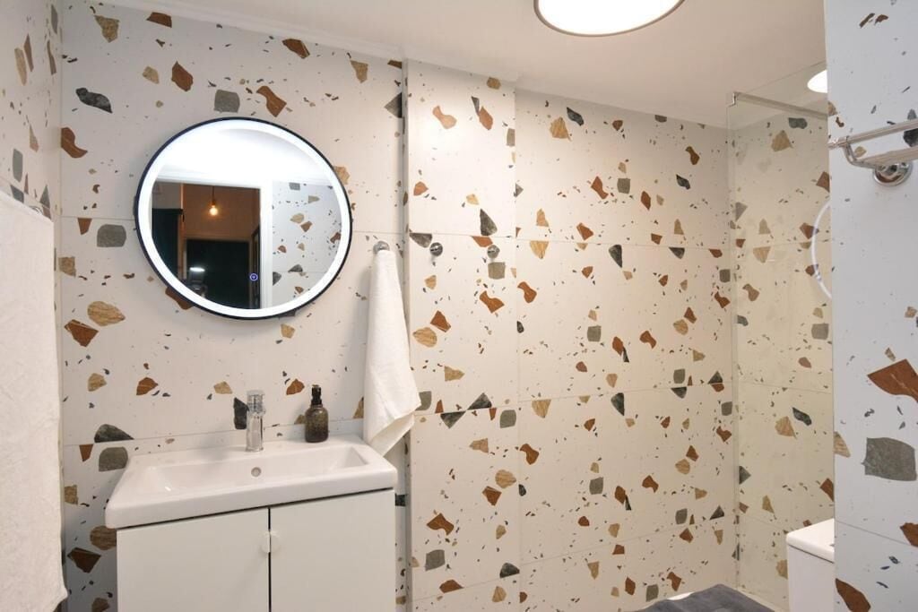 Apartment, 1 Bedroom | Bathroom