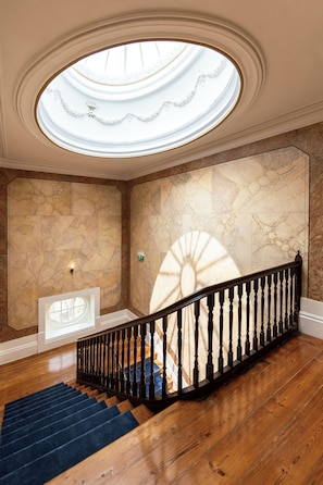 Interior - Torel Private Collection (Porto)