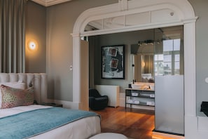 Royal Suite (Suite Royal with Balcony) | Bathroom - Torel Private Collection (Porto)