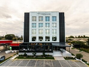 Exterior - Premium hotel (Novi Sad)