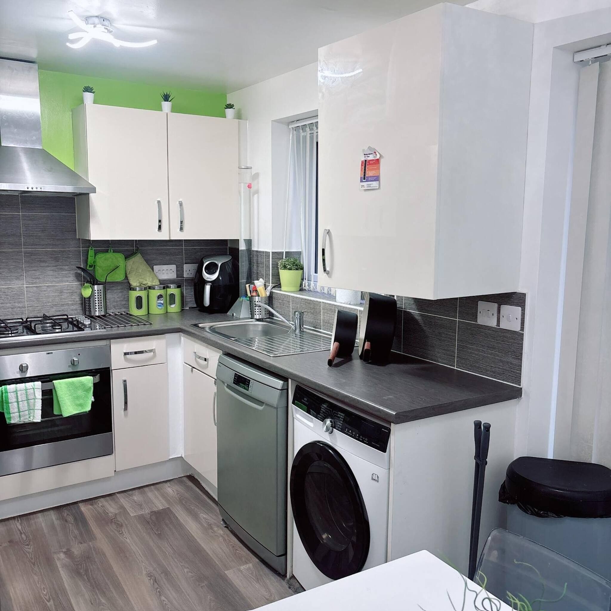 Talo, 3 makuuhuonetta, näköala puutarhaan | Sisätilat