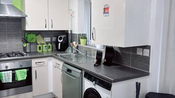 Ferienhaus, 3 Schlafzimmer, Gartenblick | Innenbereich