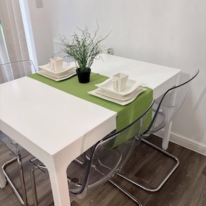 House, 3 Bedrooms, Garden View | Dining
