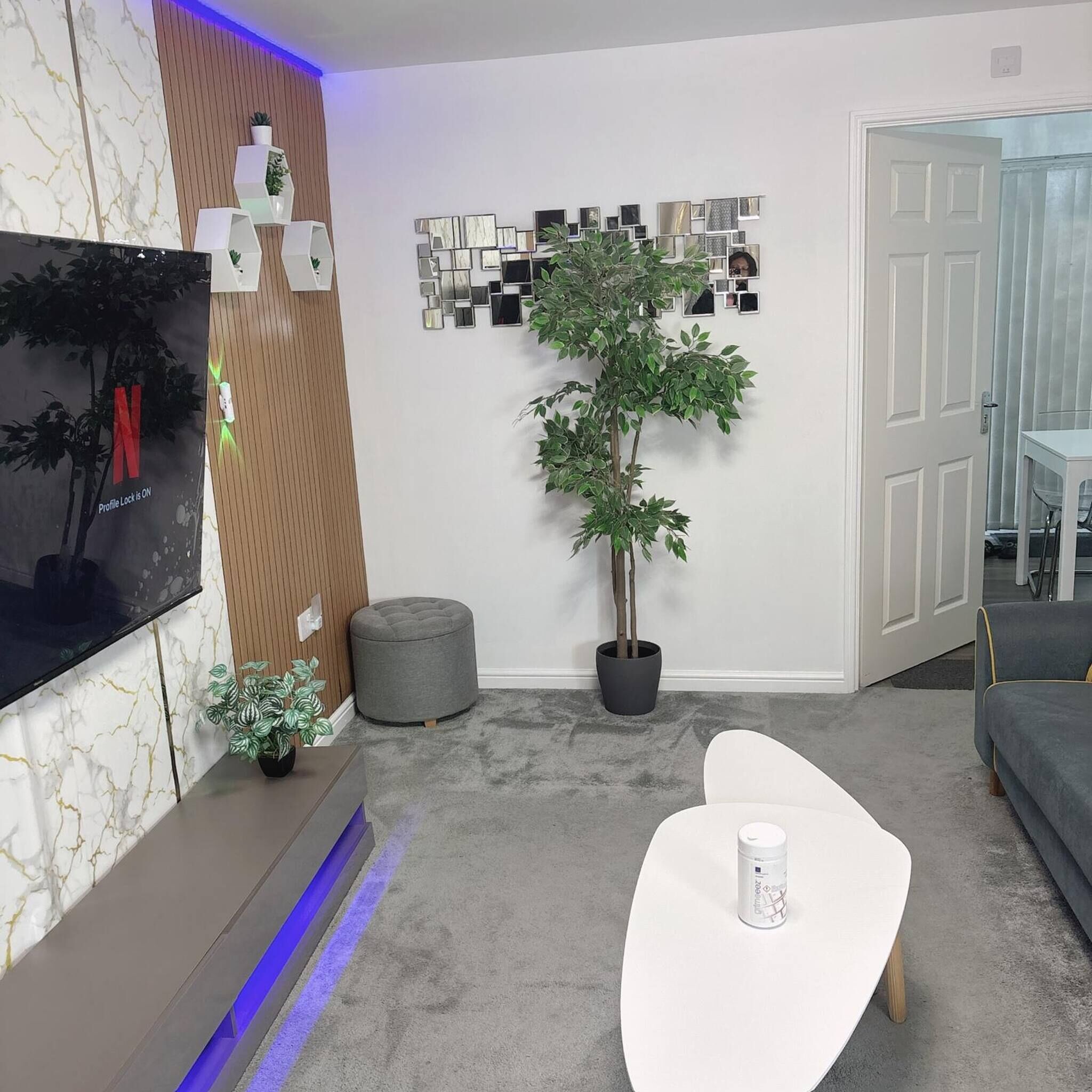 Talo, 3 makuuhuonetta, näköala puutarhaan | Olohuone