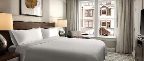 Een strijkplank/strijkijzer, internet, beddengoed