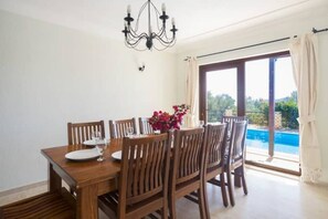 Dining - Villa Otantik (Kaş)