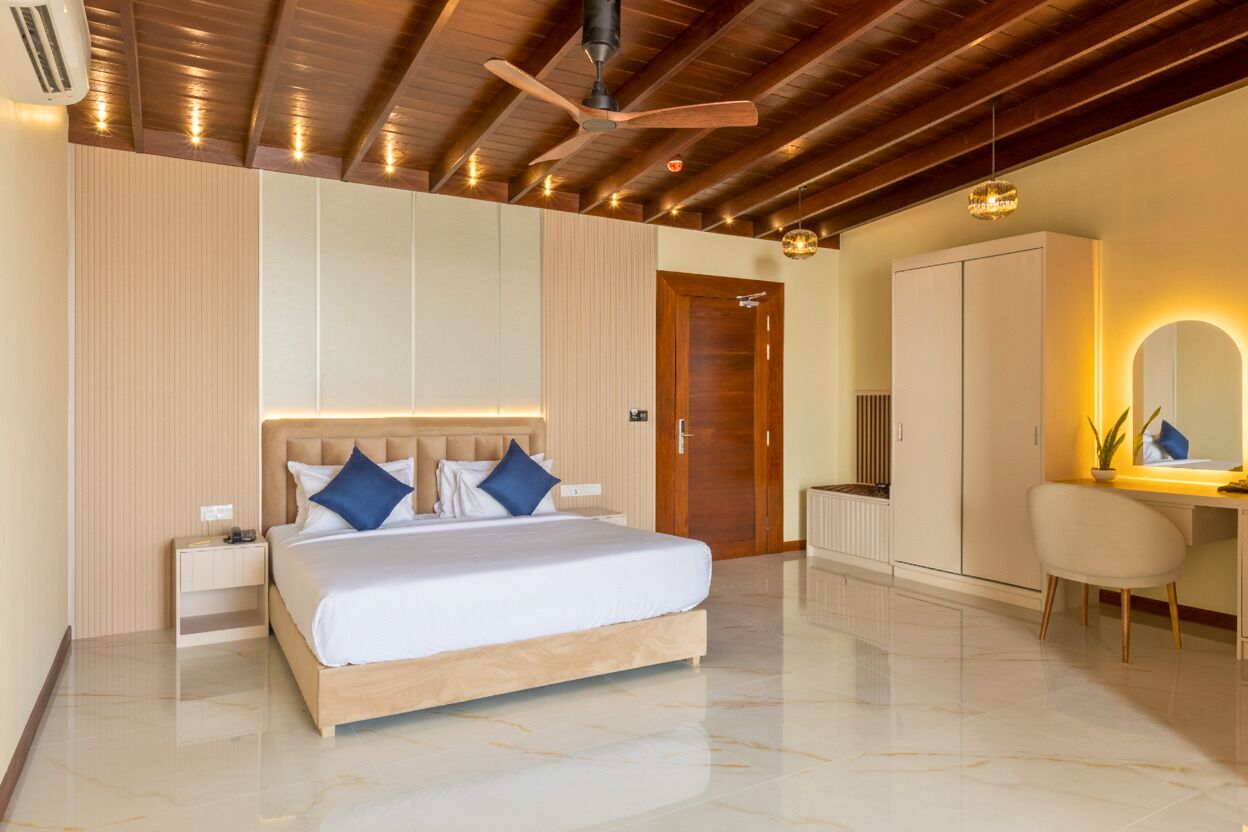 Deluxe Premier Ocean view with Tub | In-room safe, desk, laptop workspace, iron/ironing board